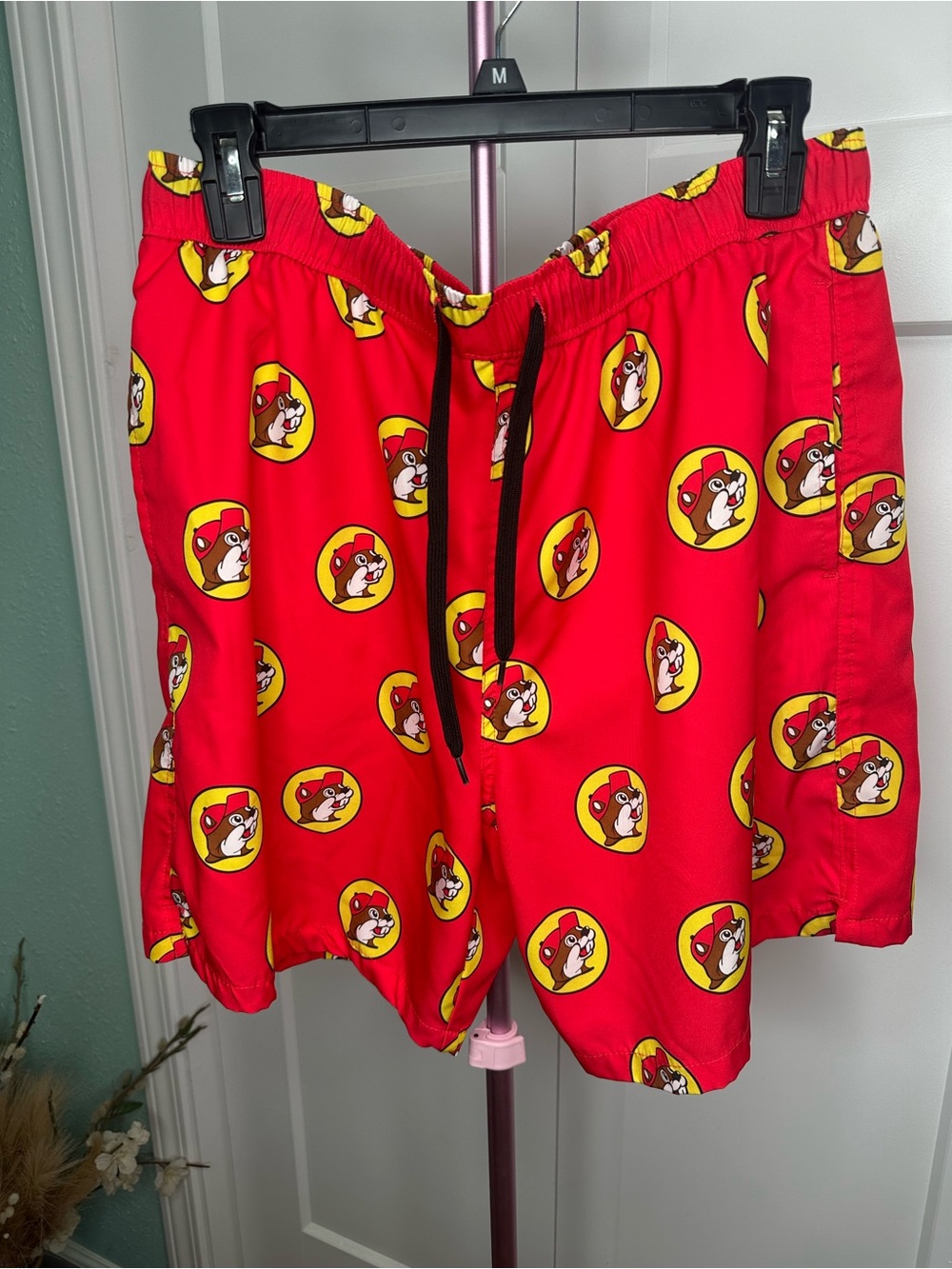 Buc-ee's Men's XL Swim Shorts - Classic red and yellow - flawed